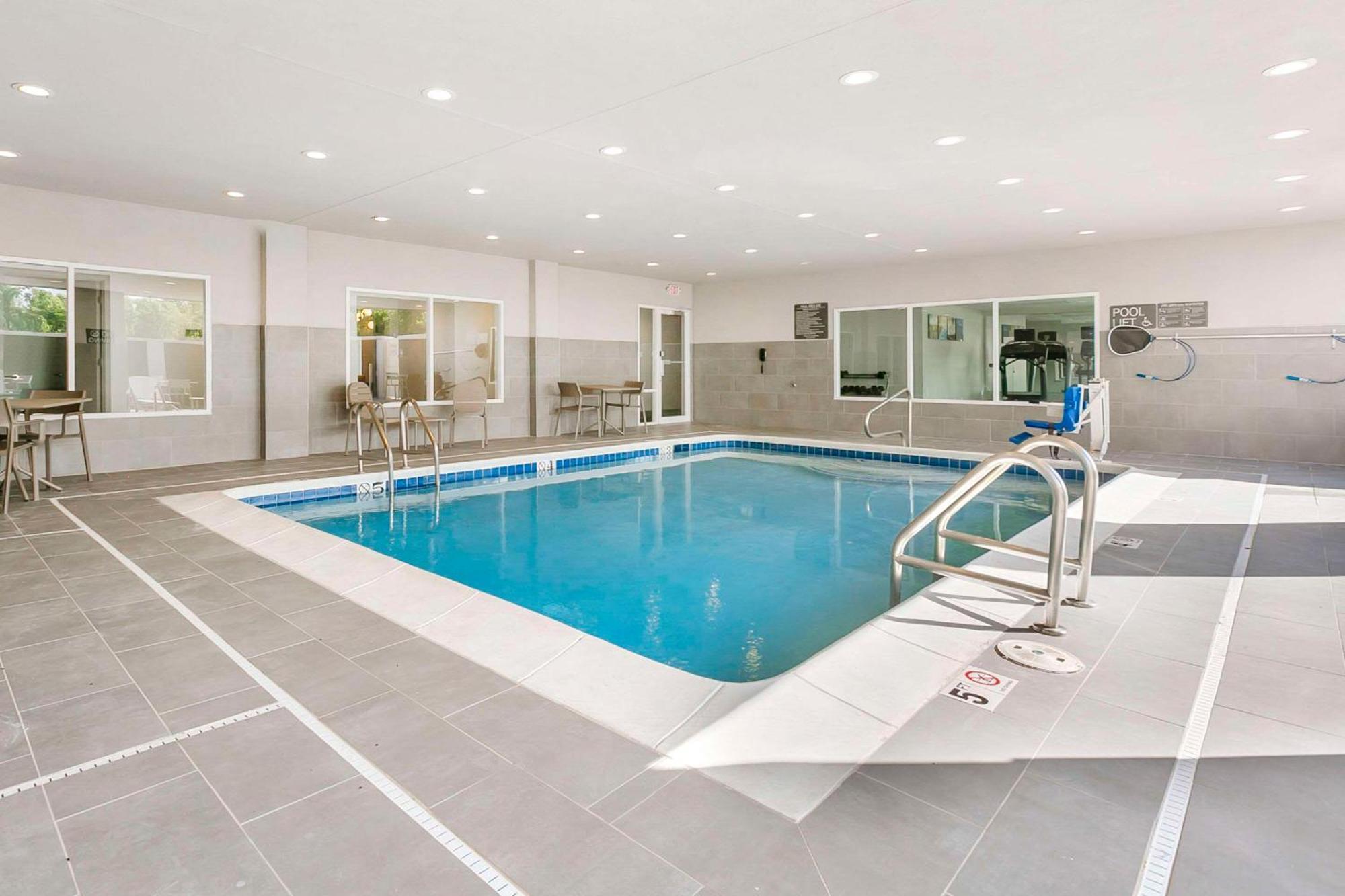 Comfort Inn & Suites יומה מראה חיצוני תמונה